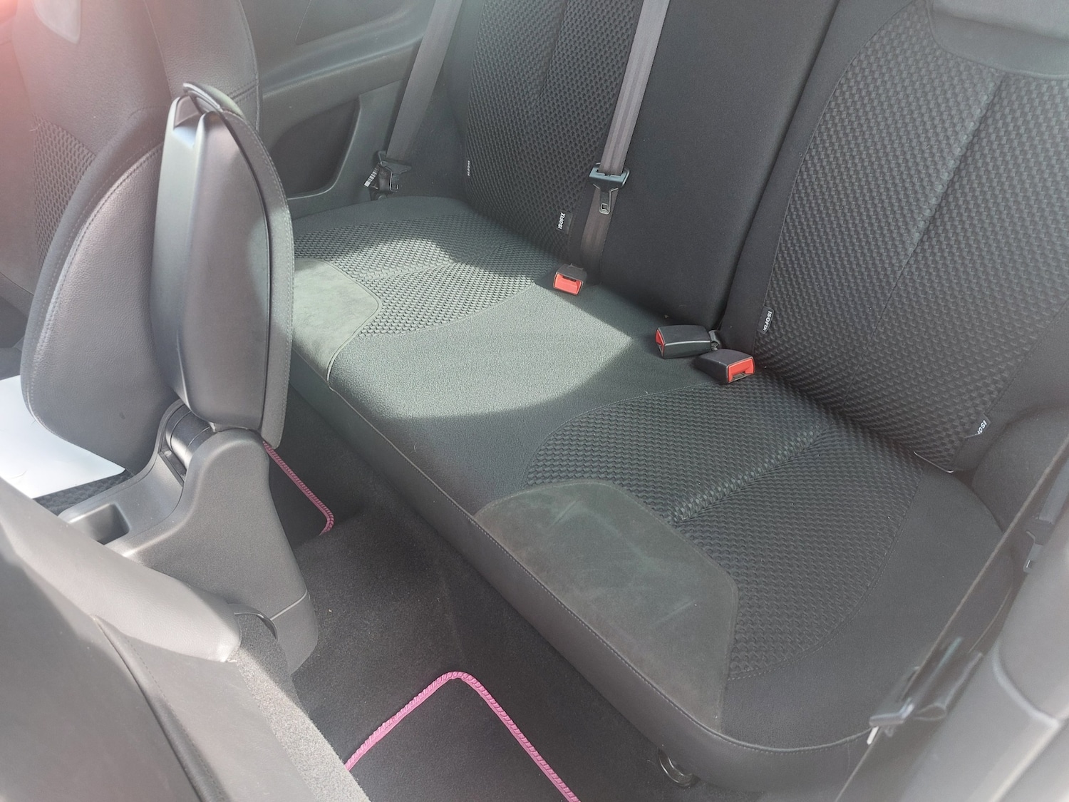 Used Citroen DS3 2014 for sale - 77915947: Photo 28