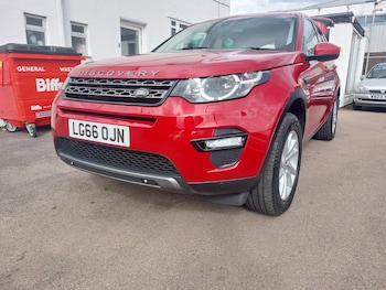 Used Land Rover Discovery Sport 2016 for sale - 76047943: Photo