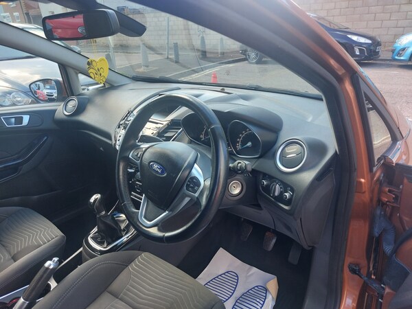 Used Ford Fiesta 2013 for sale - 75592801: Photo 11