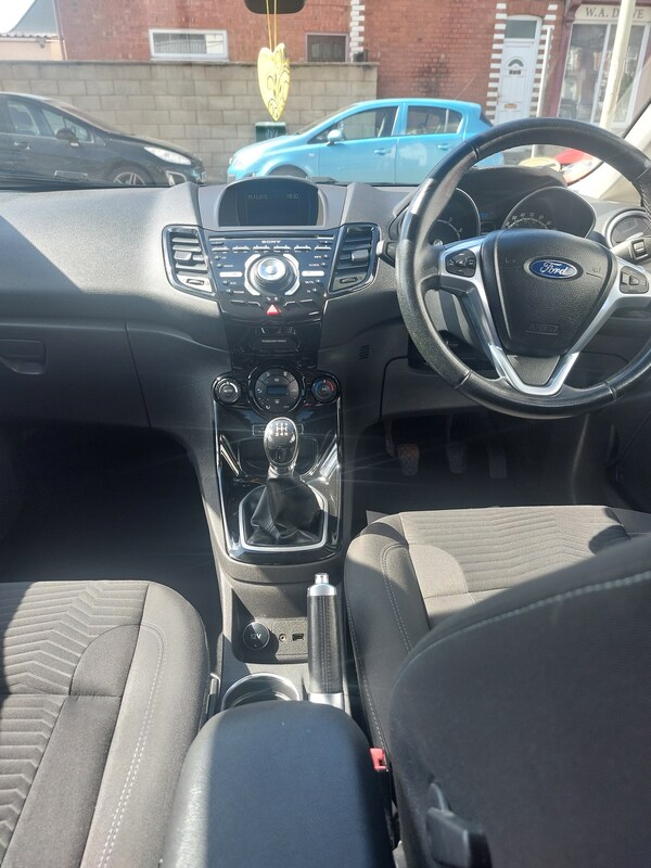 Used Ford Fiesta 2013 for sale - 75592801: Photo 15