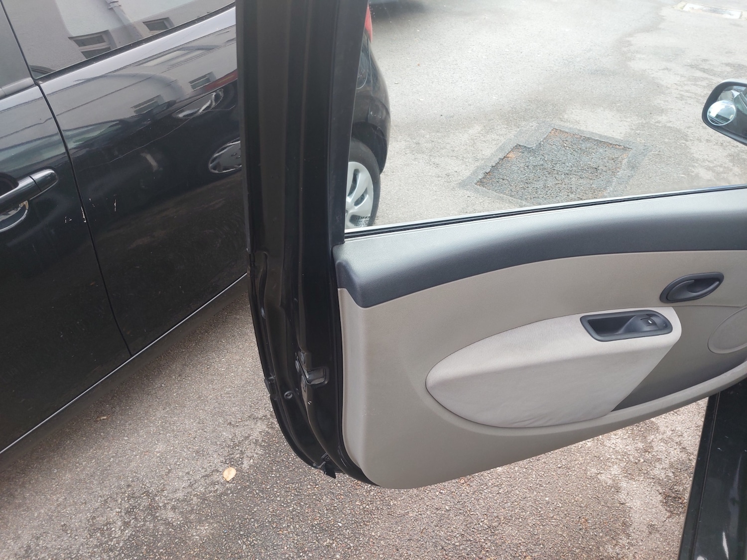 Used Renault Clio 2006 for sale - 76735759: Photo 8