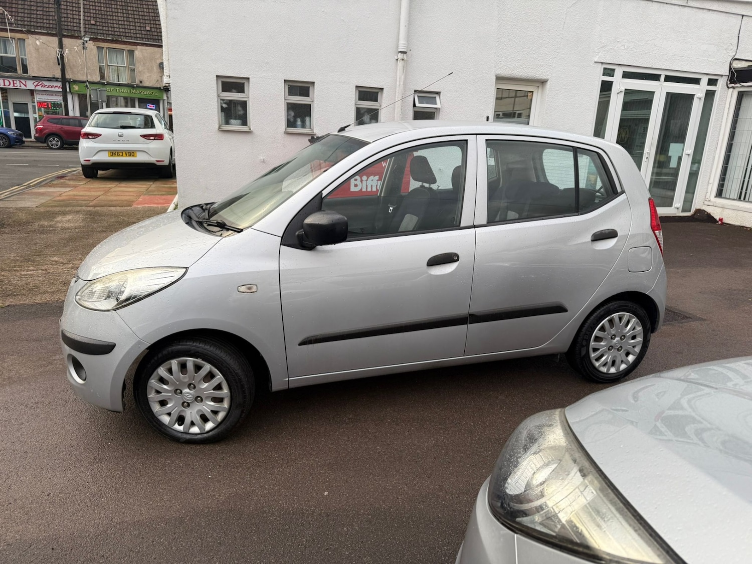 Used Hyundai i10 2010 for sale - 76404842: Photo 2