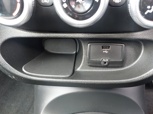 Used Fiat 500L 2014 for sale - 75650690: Photo 28