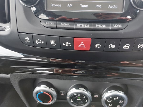Used Fiat 500L 2014 for sale - 75650690: Photo 35