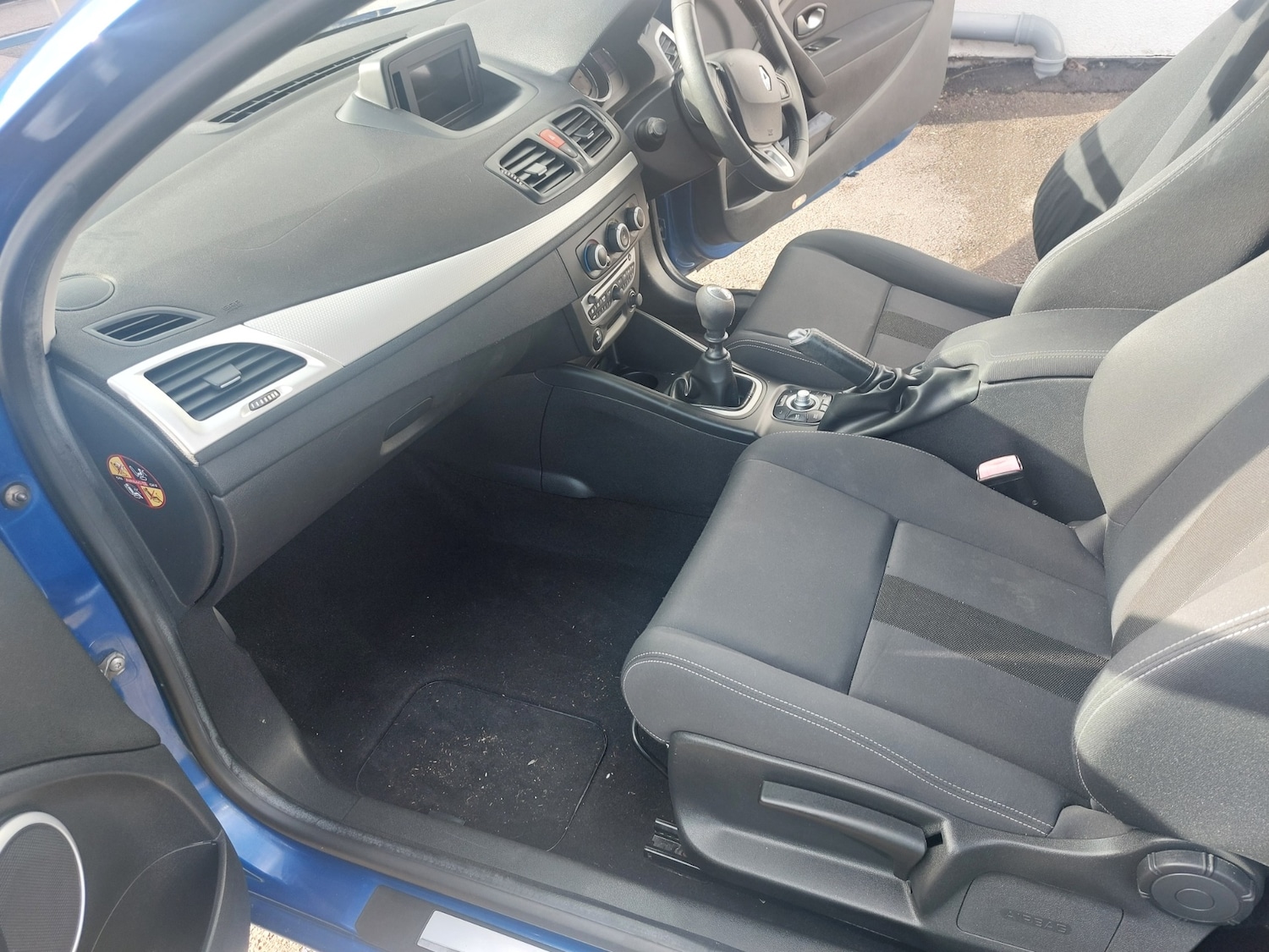 Used Renault Megane 2011 for sale - 77517548: Photo 19