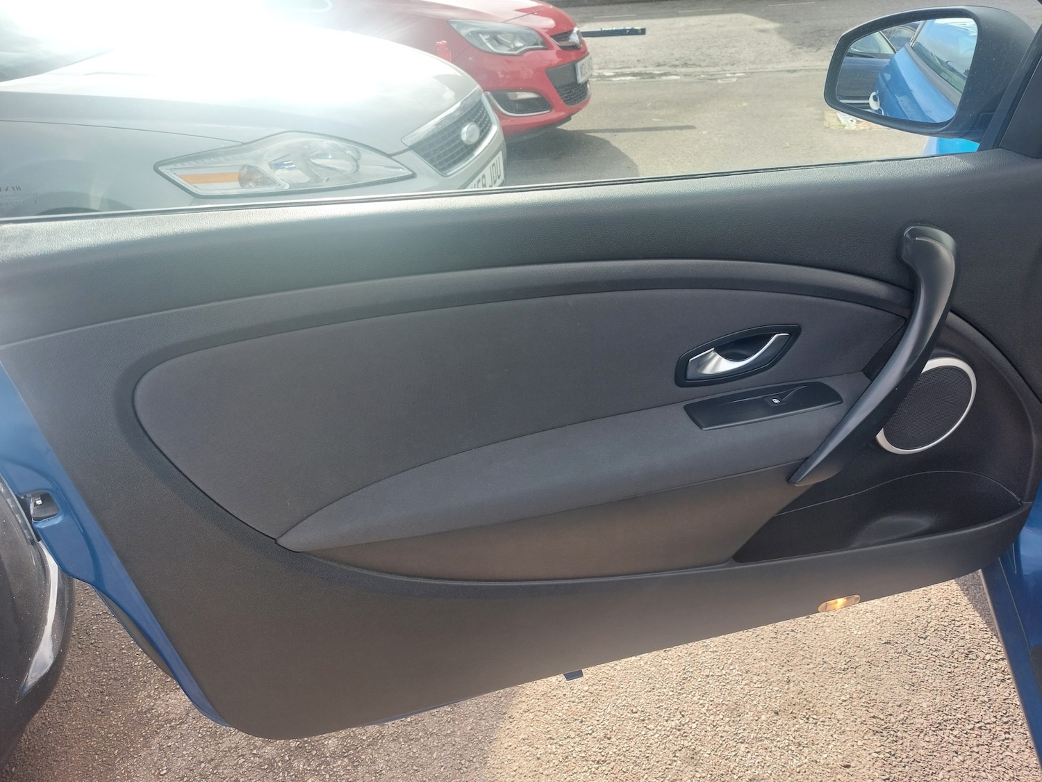 Used Renault Megane 2011 for sale - 77945261: Photo 15