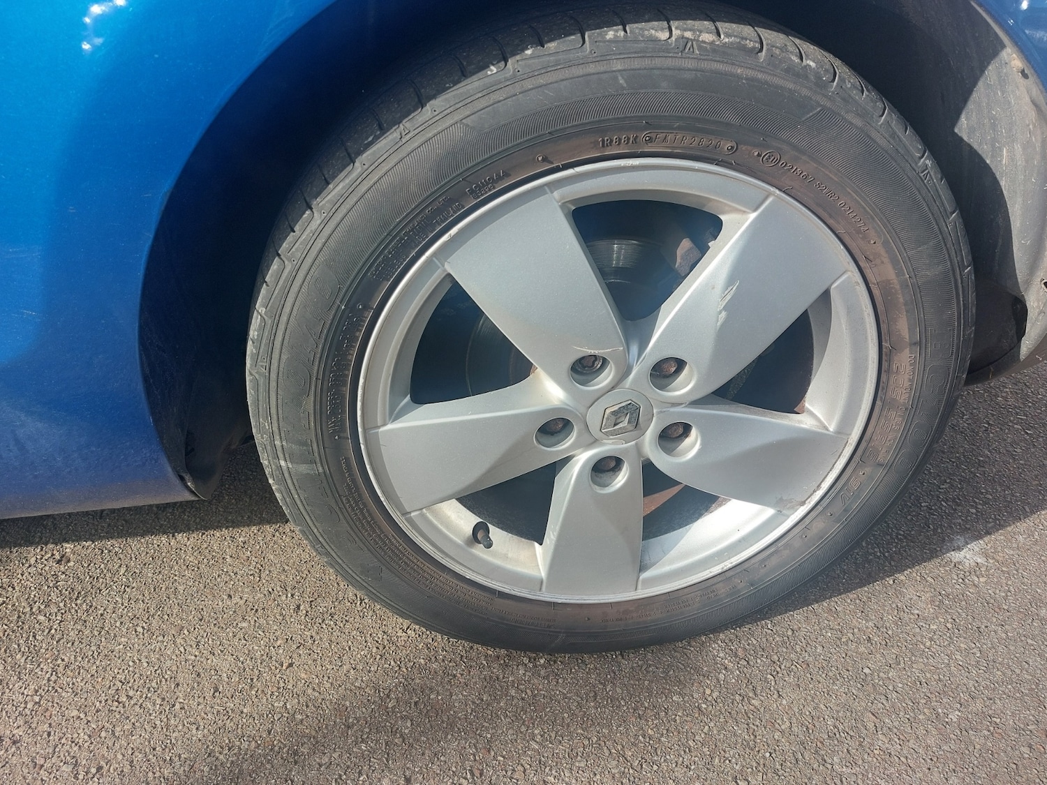 Used Renault Megane 2011 for sale - 77945261: Photo 25