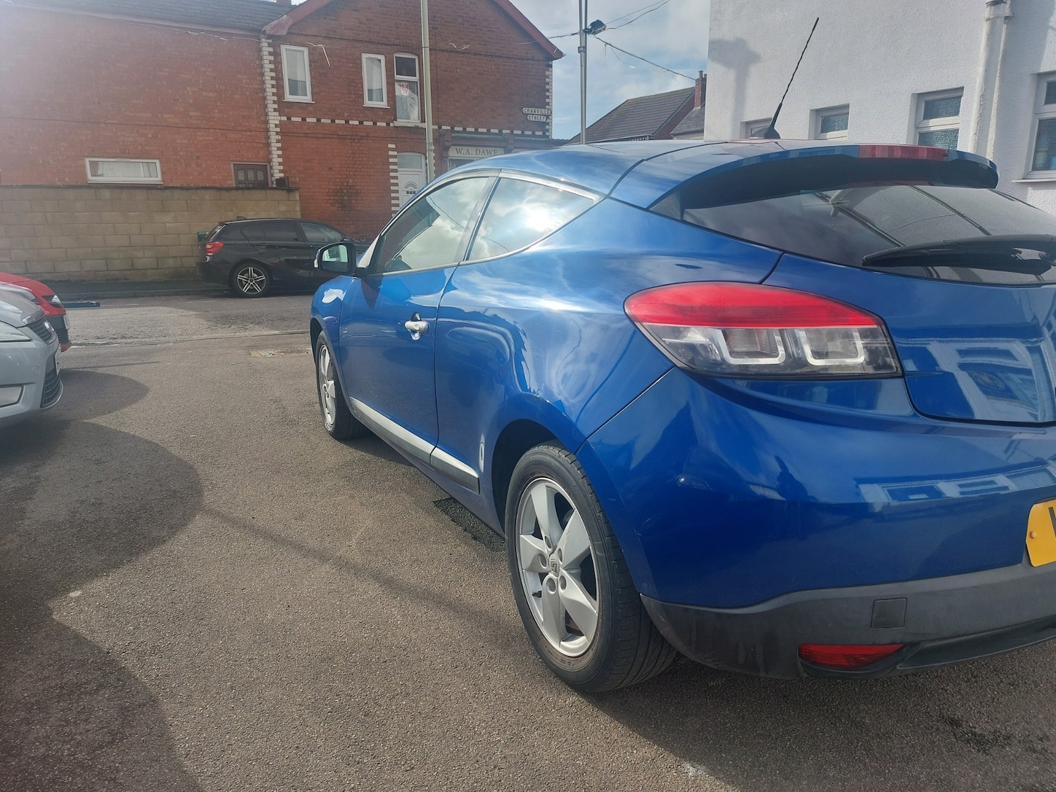 Used Renault Megane 2011 for sale - 77945261: Photo 3