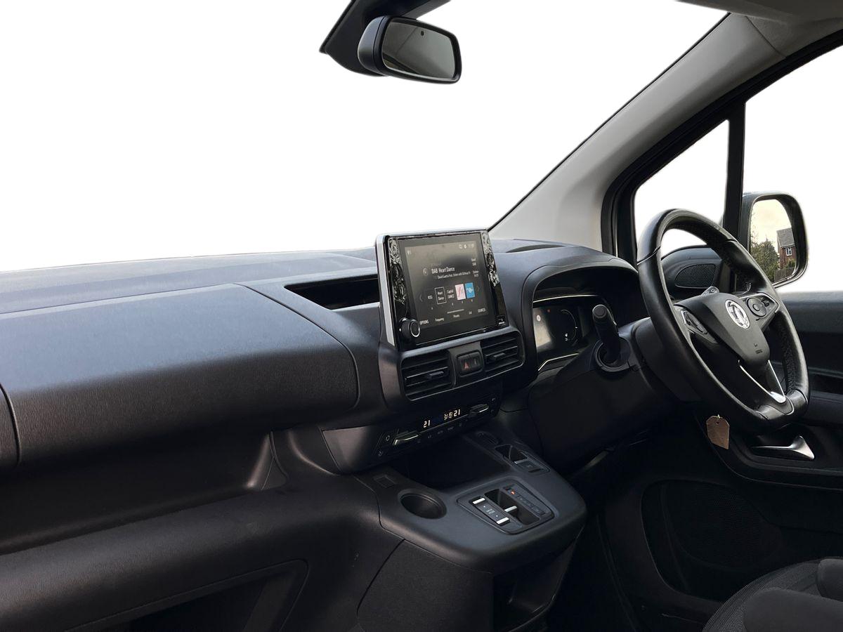 Used Vauxhall Combo Life Electric 2024 for sale - 76547484: Photo 8