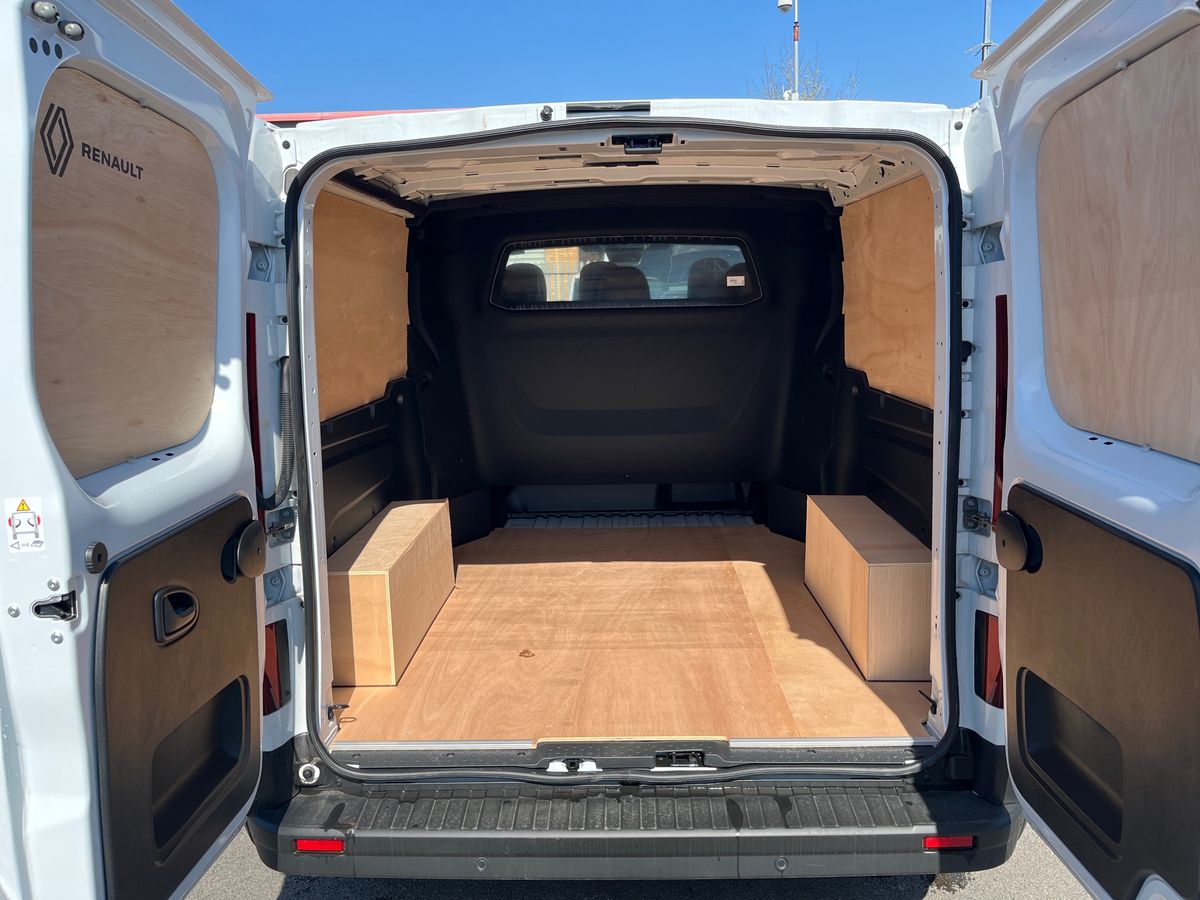 Used Renault Trafic 2025 for sale - 76436000: Photo 11