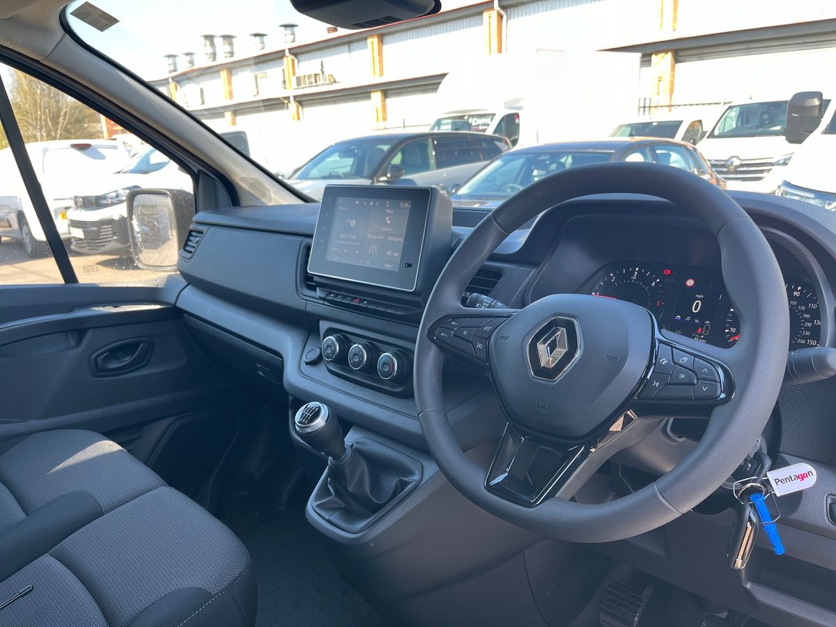 Used Renault Trafic 2025 for sale - 76436000: Photo 5