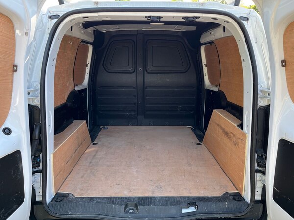 Used Renault Kangoo 2023 for sale - 74536366: Photo 11