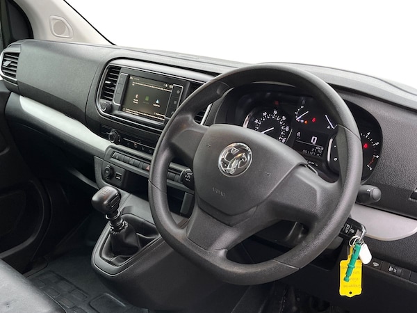 Used Vauxhall Vivaro 2023 for sale - 72675312: Photo 5
