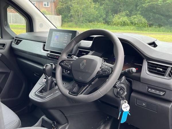 Used Renault Kangoo 2025 for sale - 74204554: Photo 6