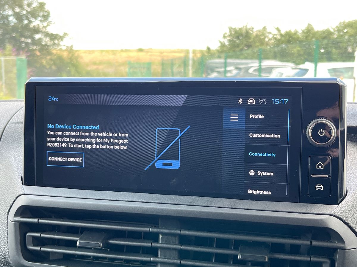 Used Peugeot e-Expert 2025 for sale - 76686952: Photo 22