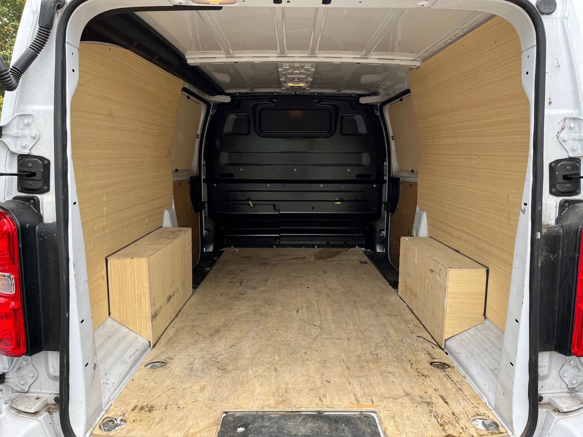 Used Citroen Dispatch 2024 for sale - 75970119: Photo 11