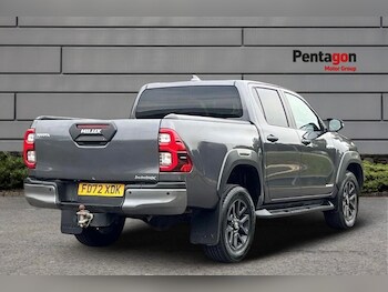 Used Toyota Hilux 2023 for sale - 75489303: Photo