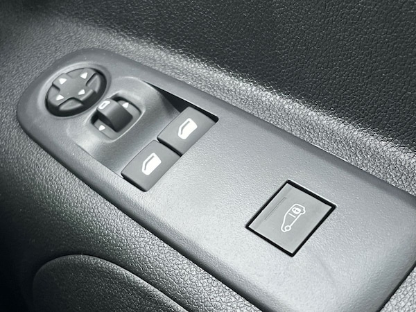 Used Vauxhall Combo 2025 for sale - 73656682: Photo 28