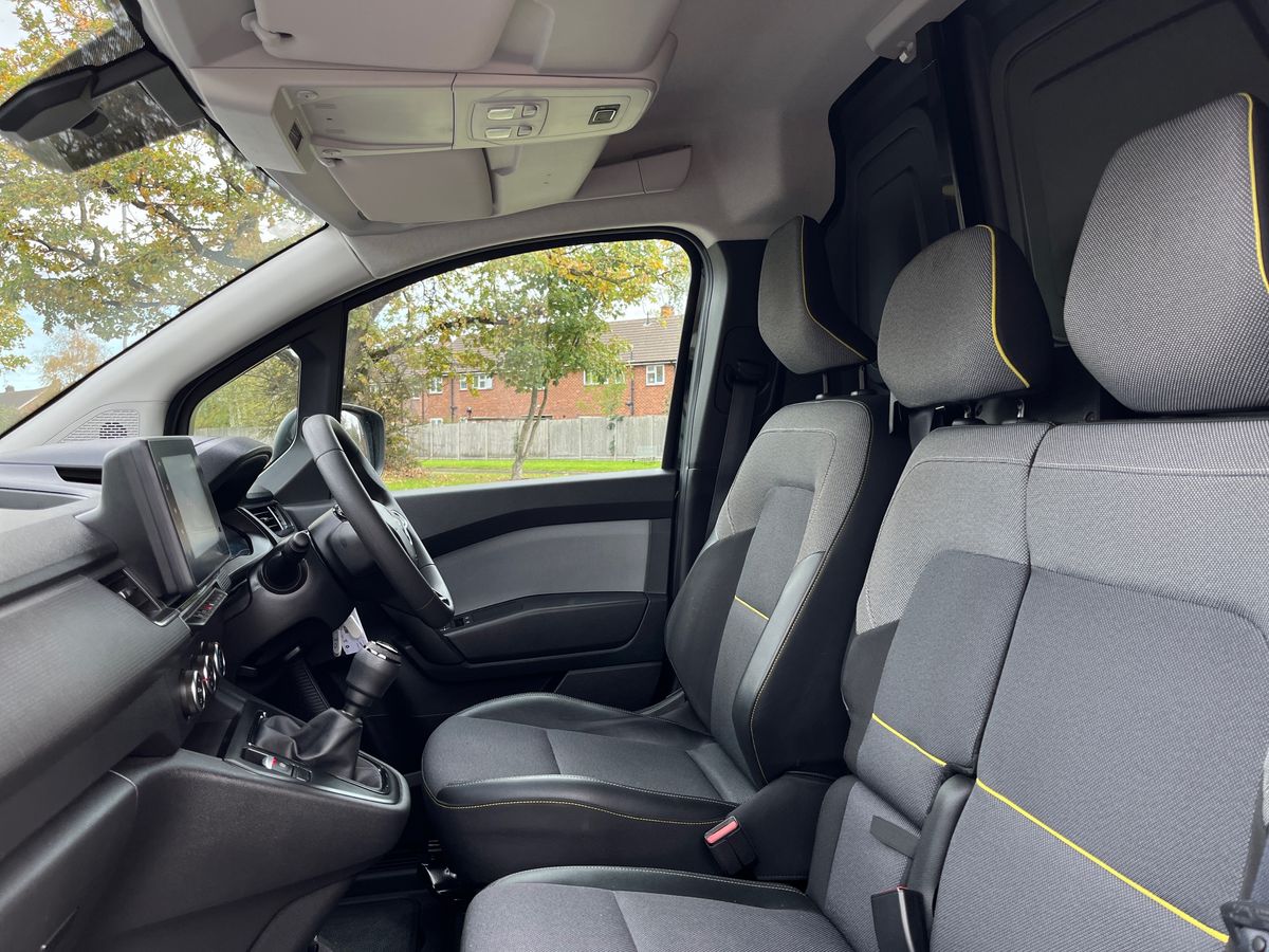 Used Renault Kangoo 2024 for sale - 76455056: Photo 9