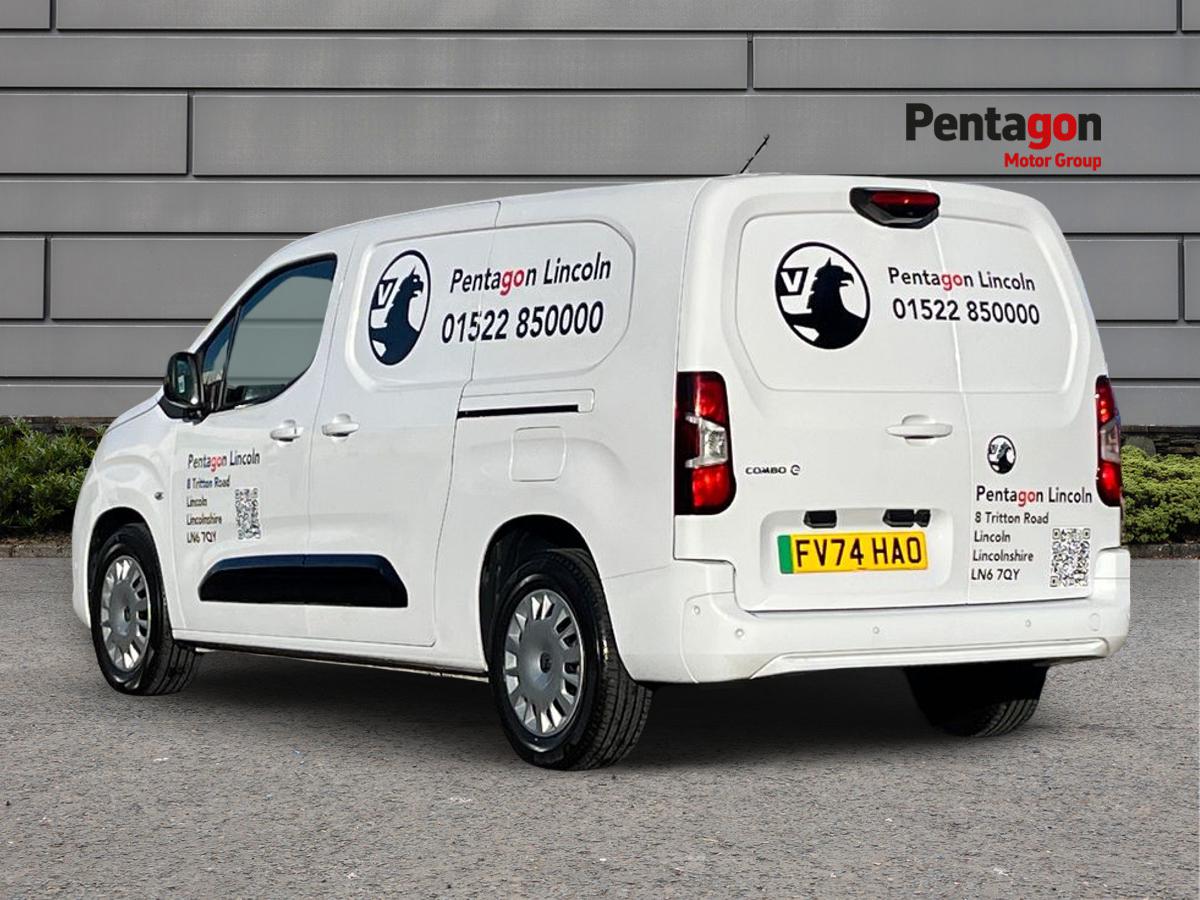 Used Vauxhall Combo Electric 2024 for sale - 76588136: Photo 2