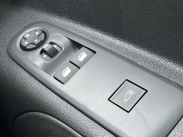 Used Vauxhall Combo 2025 for sale - 73656705: Photo 28