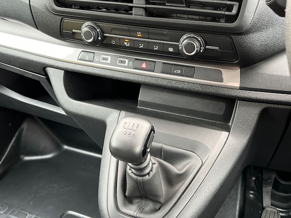 Used Vauxhall Vivaro 2024 for sale - 76113113: Photo 24