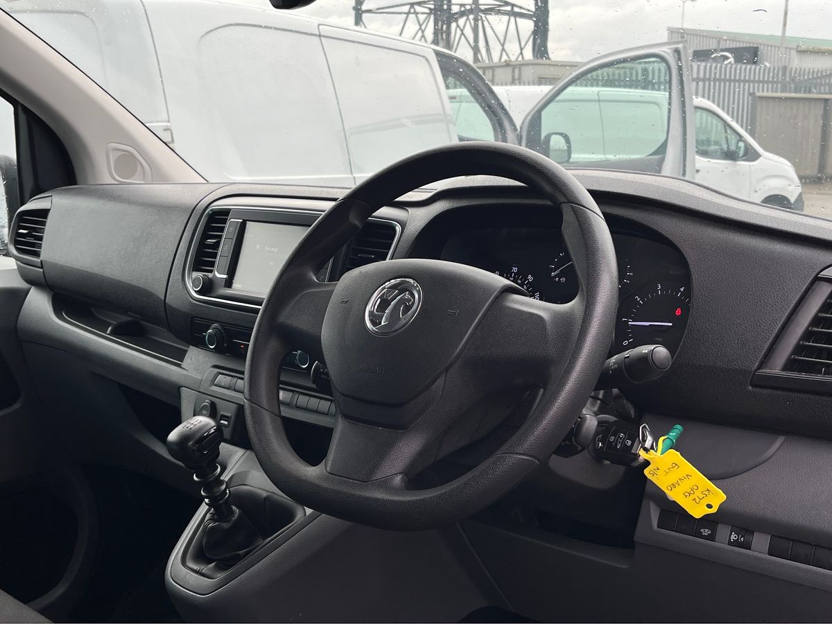 Used Vauxhall Vivaro 2022 for sale - 76344671: Photo 5