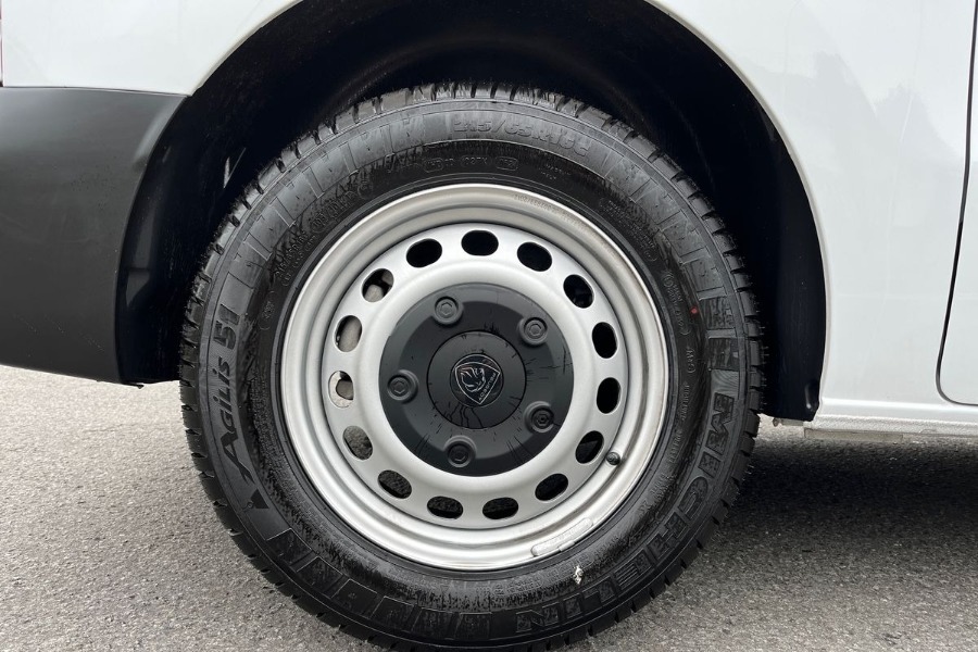 Used Peugeot Expert 2024 for sale - 76784736: Photo 17