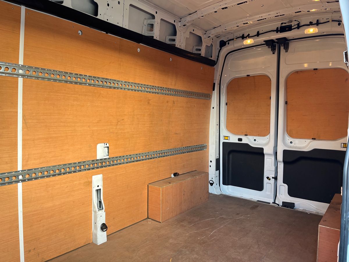 Used Ford Transit 2022 for sale - 76536470: Photo 10