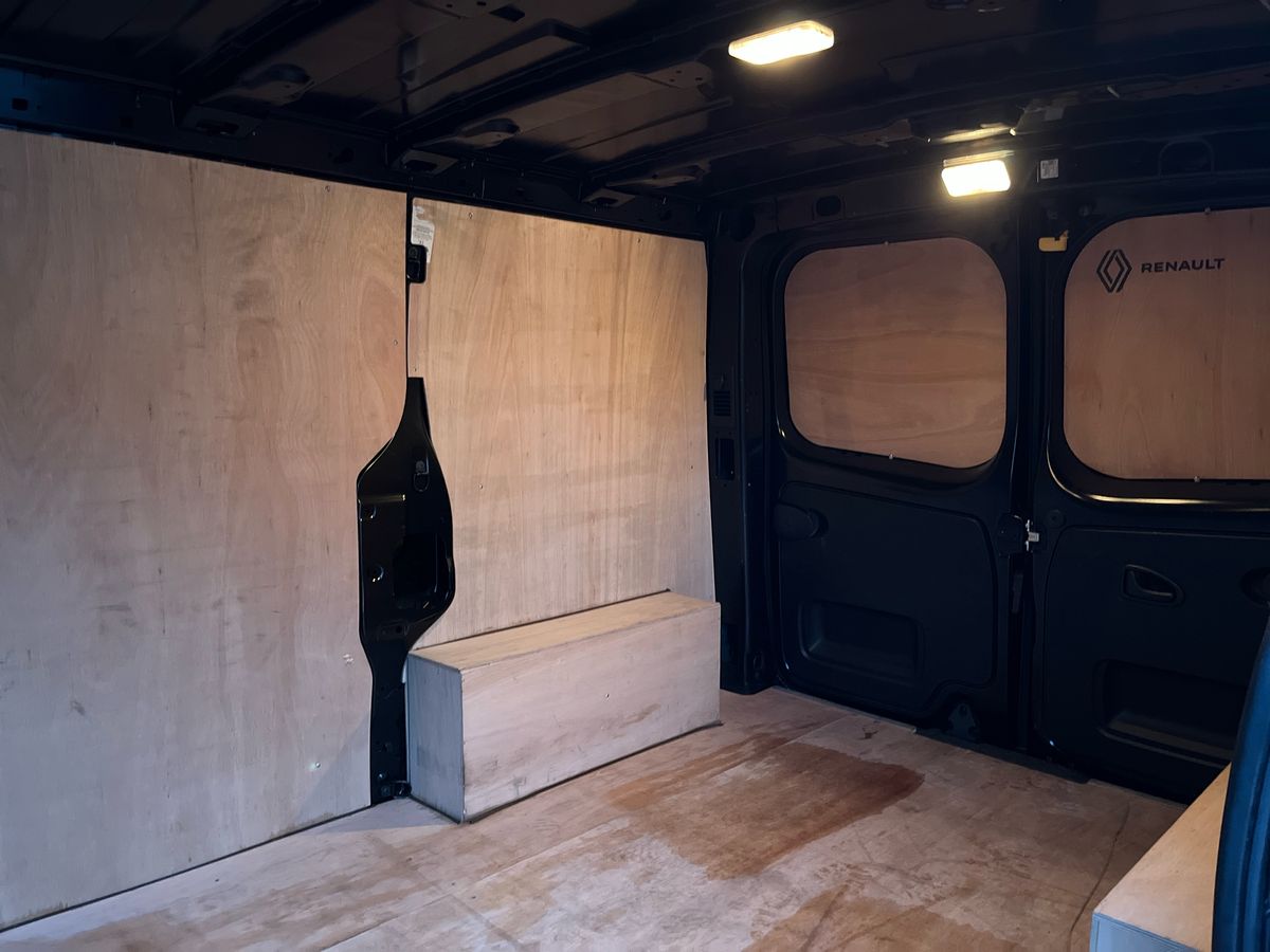 Used Renault Trafic 2024 for sale - 76836840: Photo 10