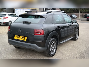 Used Citroen C4 Cactus 2017 for sale - 78402523: Photo