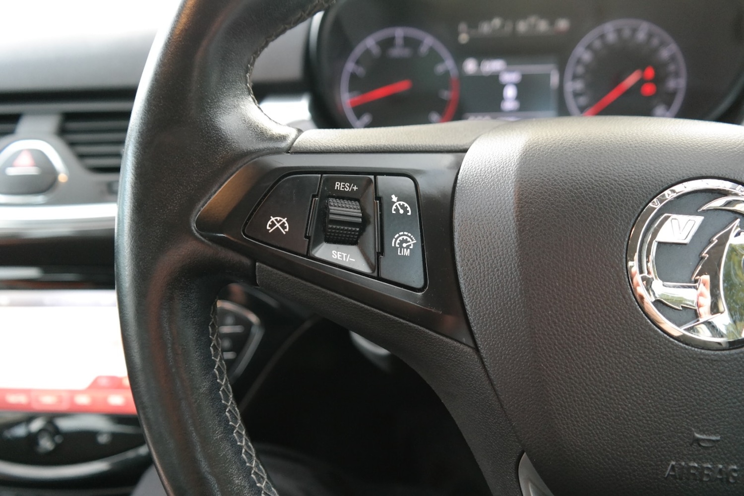 Used Vauxhall Corsa 2015 for sale - 77225189: Photo 18