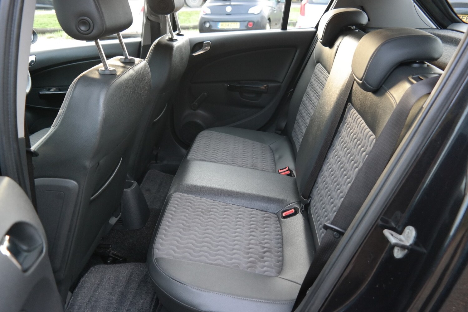 Used Vauxhall Corsa 2013 for sale - 76817551: Photo 12