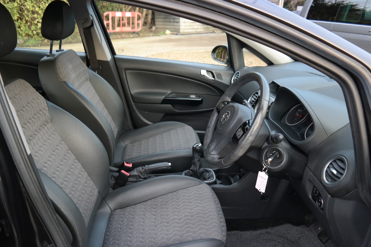 Used Vauxhall Corsa 2013 for sale - 76817551: Photo 9