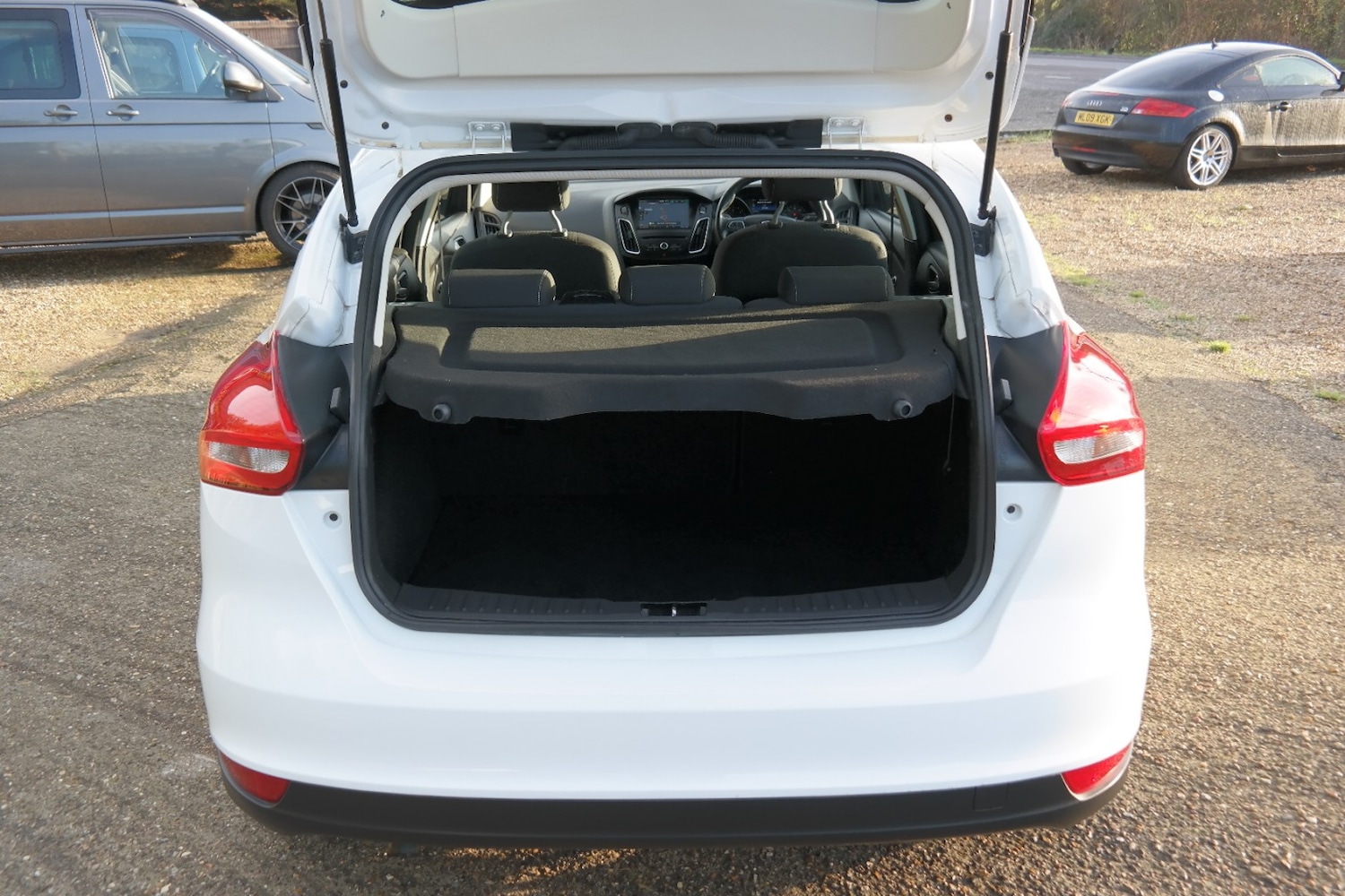 Used Ford Focus 2015 for sale - 76910992: Photo 11