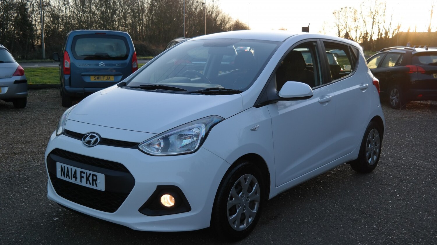 Used Hyundai i10 2014 for sale - 77465745: Photo 7