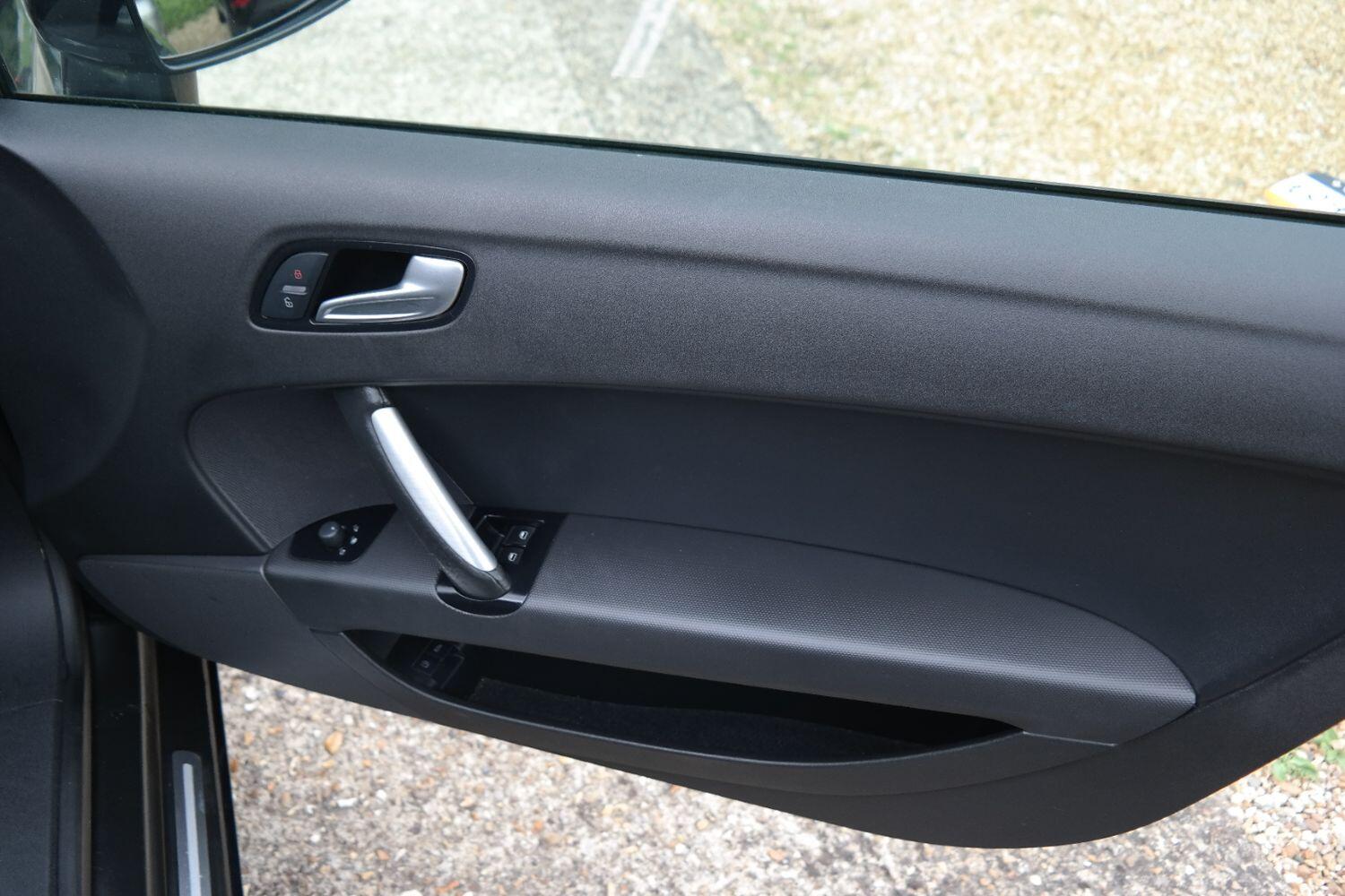 Used Audi TT 2009 for sale - 76793179: Photo 16