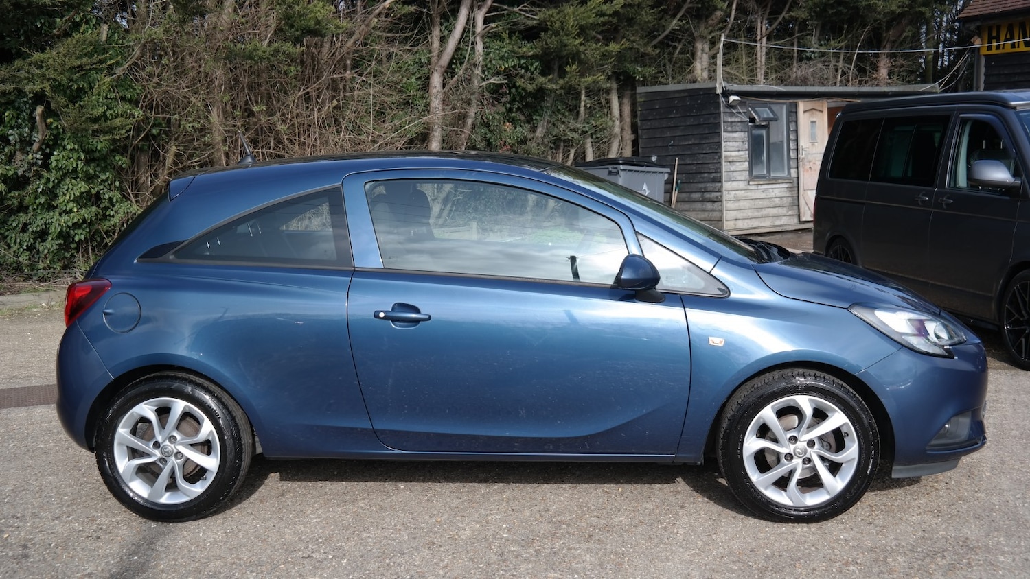 Used Vauxhall Corsa 2015 for sale - 77668467: Photo 2