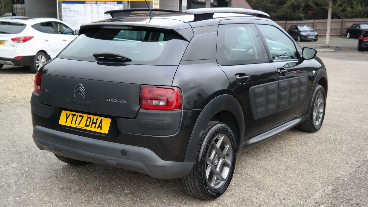 Used Citroen C4 Cactus 2017 for sale - 77851395: Photo 3