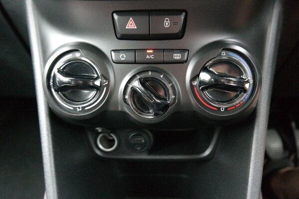 Used Peugeot 2008 2015 for sale - 75428762: Photo 17