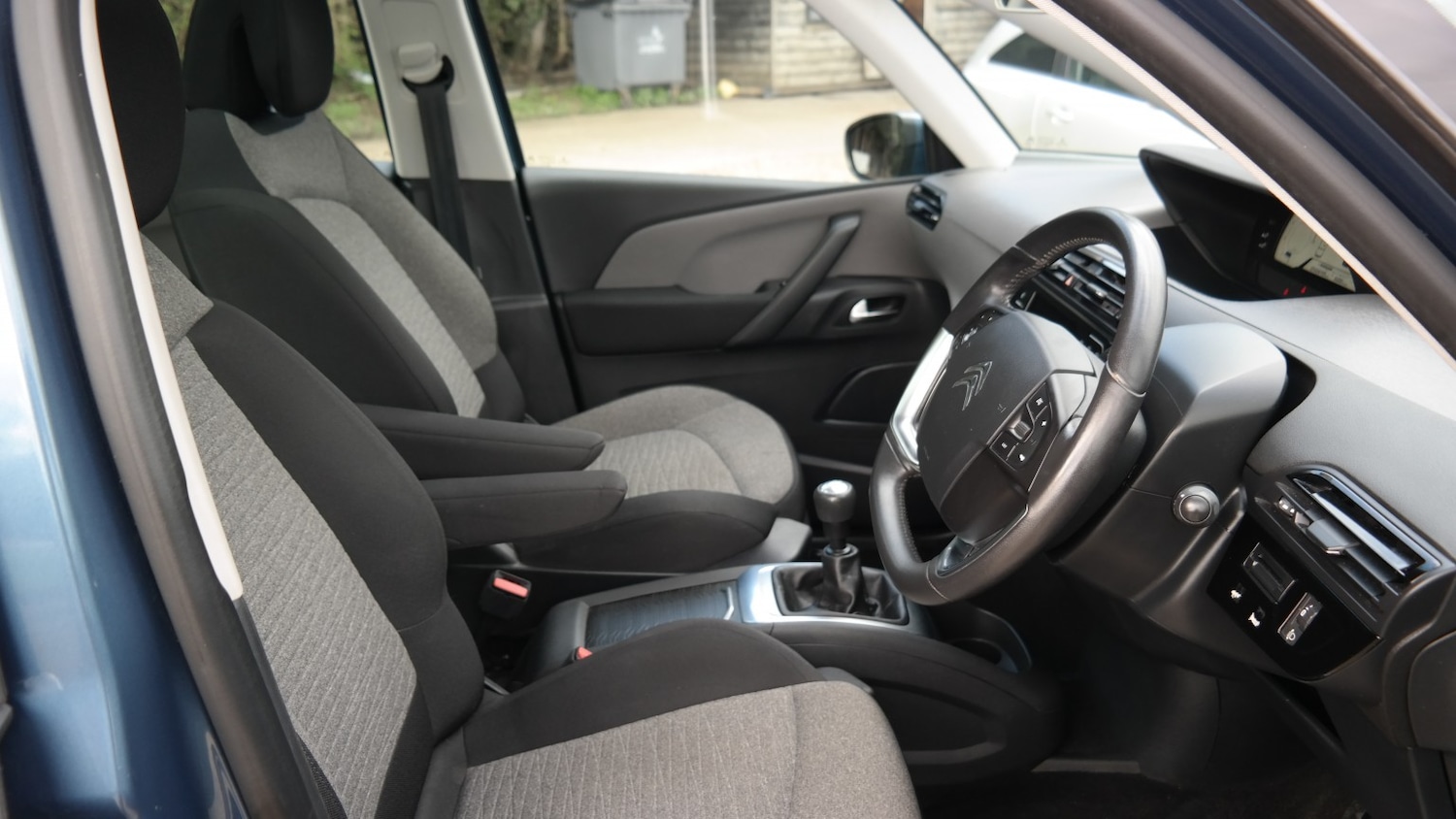 Used Citroen C4 Picasso 2016 for sale - 77836835: Photo 9