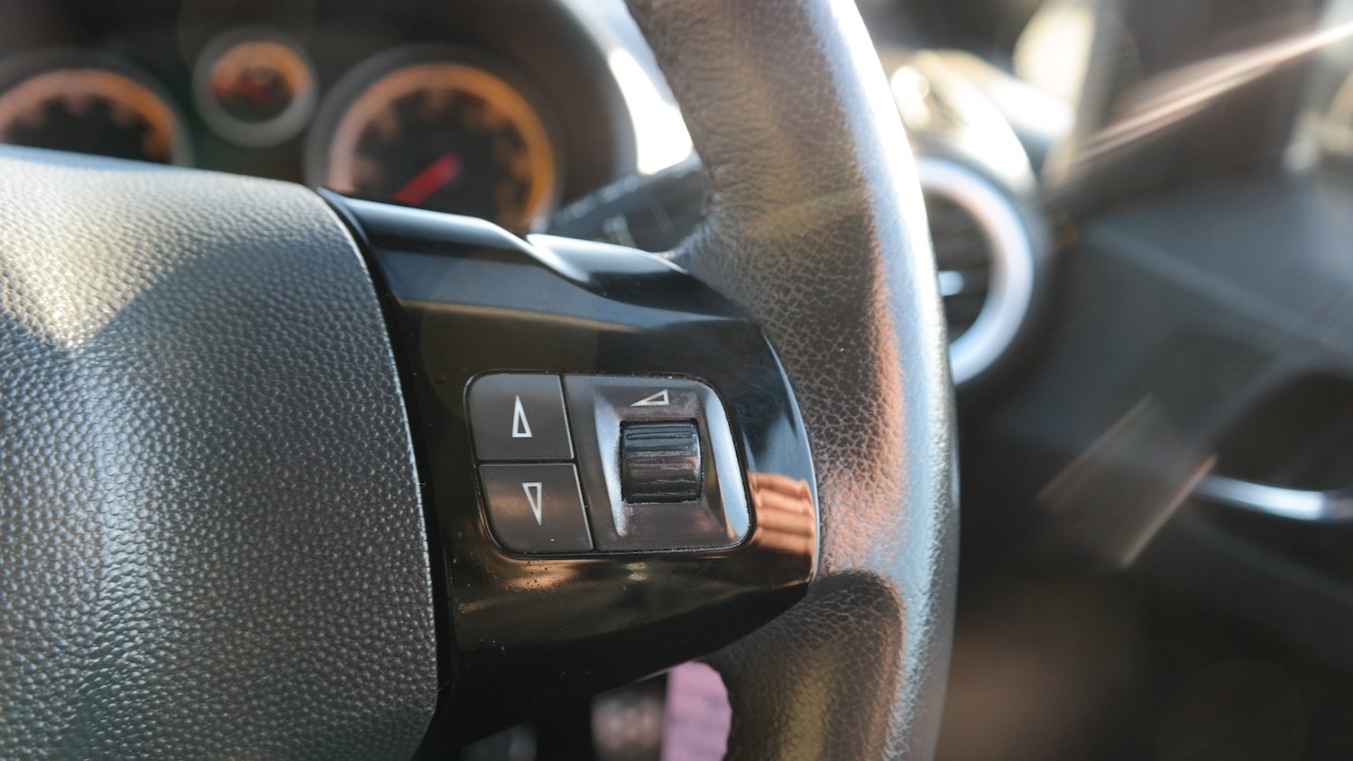 Used Vauxhall Corsa 2014 for sale - 77264456: Photo 16