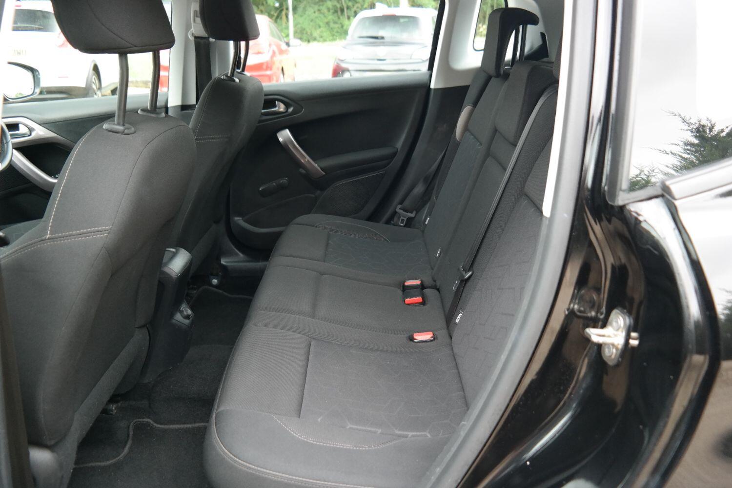 Used Peugeot 2008 2015 for sale - 76793175: Photo 12