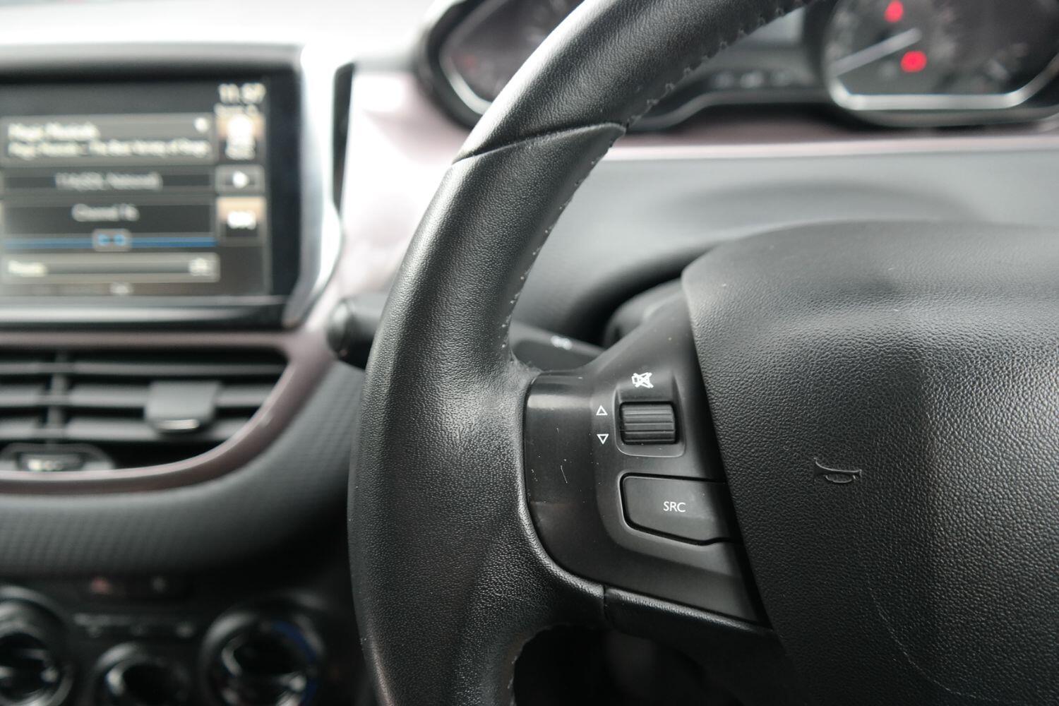 Used Peugeot 2008 2015 for sale - 76793175: Photo 19