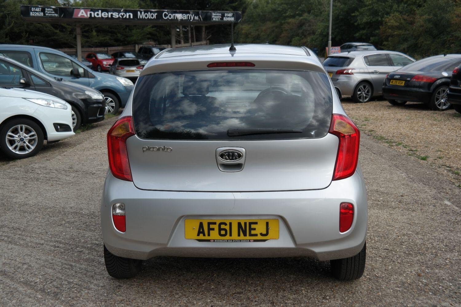 Used Kia Picanto 2011 for sale - 76035555: Photo 4