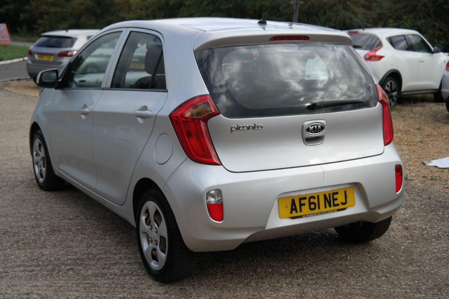 Used Kia Picanto 2011 for sale - 76035555: Photo 5
