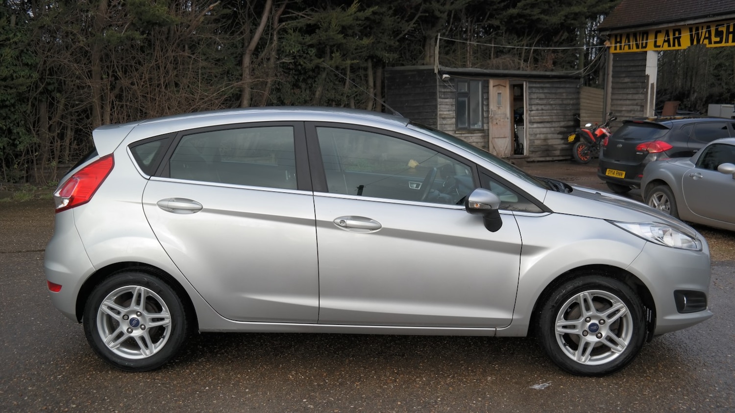 Used Ford Fiesta 2013 for sale - 77438404: Photo 2