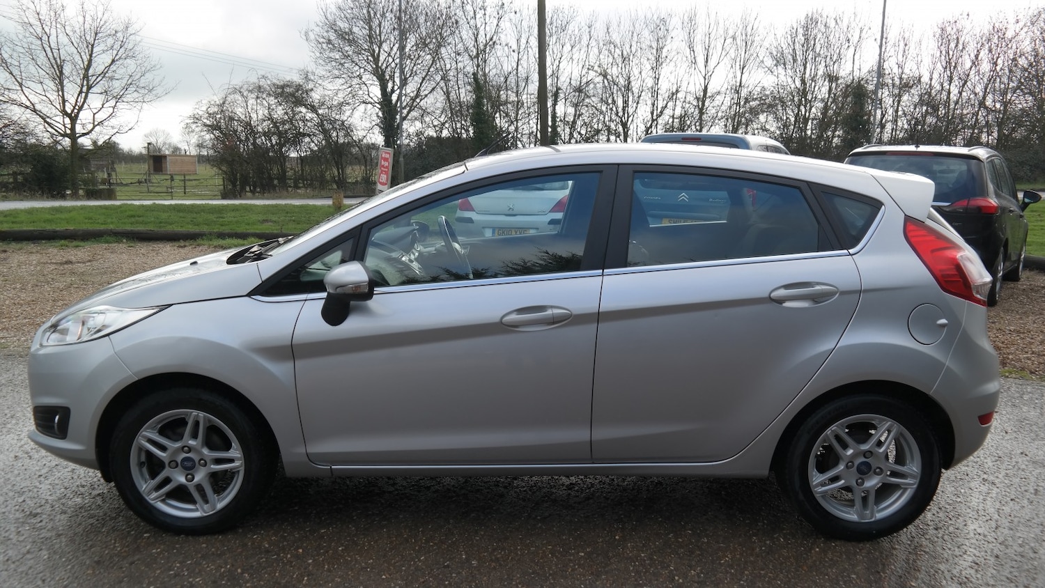 Used Ford Fiesta 2013 for sale - 77438404: Photo 6