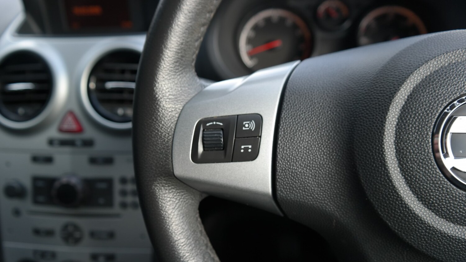 Used Vauxhall Corsa 2013 for sale - 77572785: Photo 16