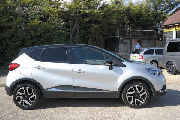 Used Renault Captur 2015 for sale - 74406119: Photo 2
